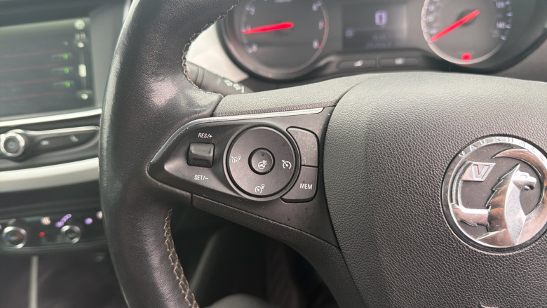 Vauxhall Crossland 1.2 Griffin 5dr Petrol Hatchback